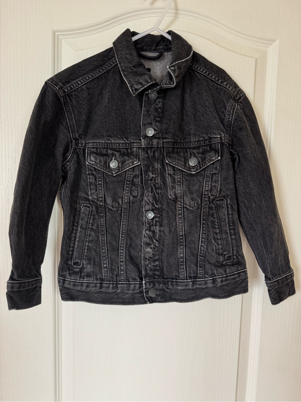 Gap Kids Black Wash Denim Jacket Size Small Classic Button Front